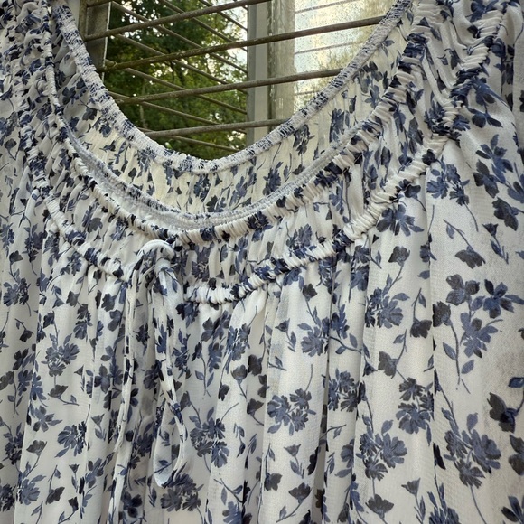 Sienna Sky Blue and White Flutter Sleeve Sundress - Picture 4 of 7